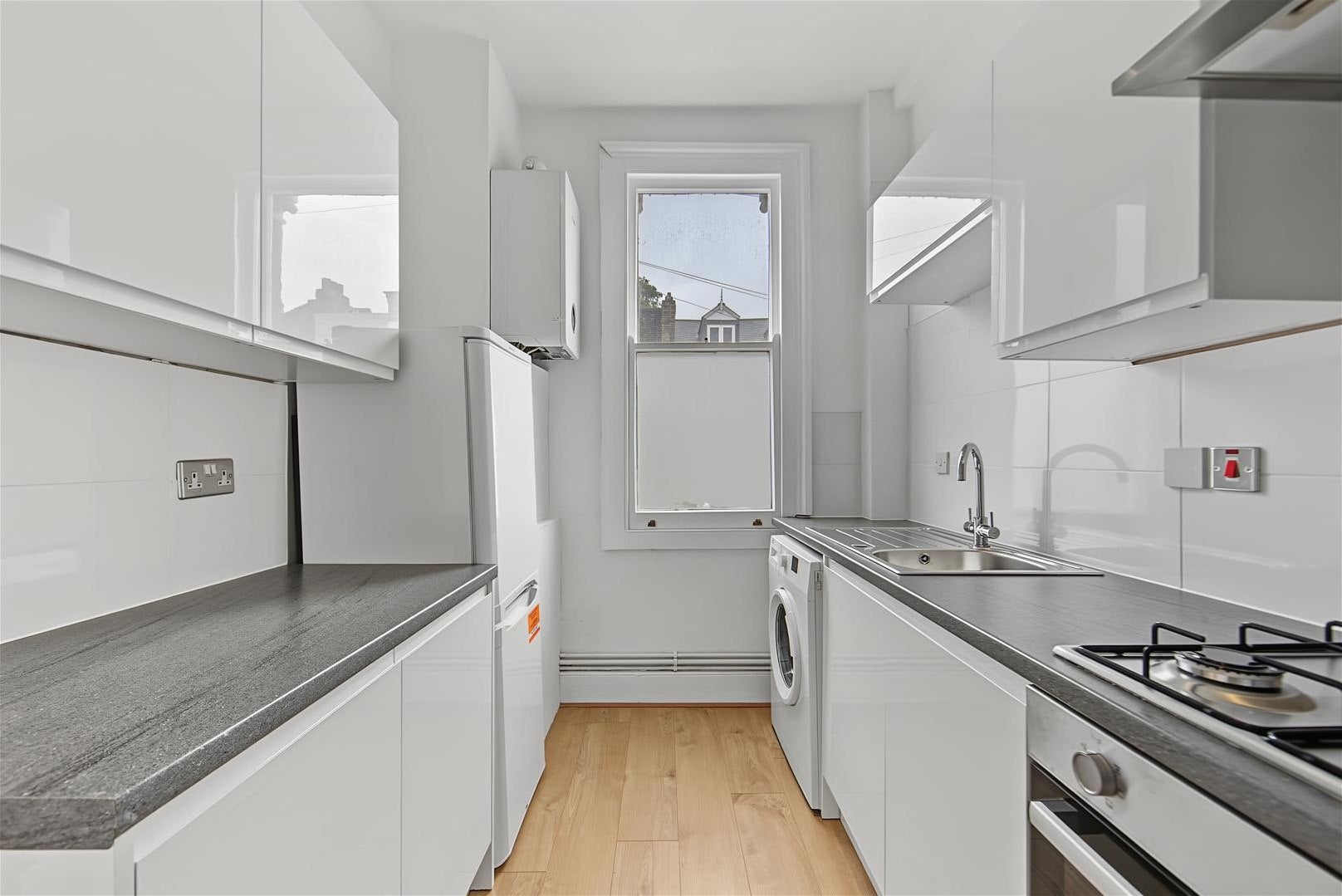 Flat Brailsford Road in Greater London