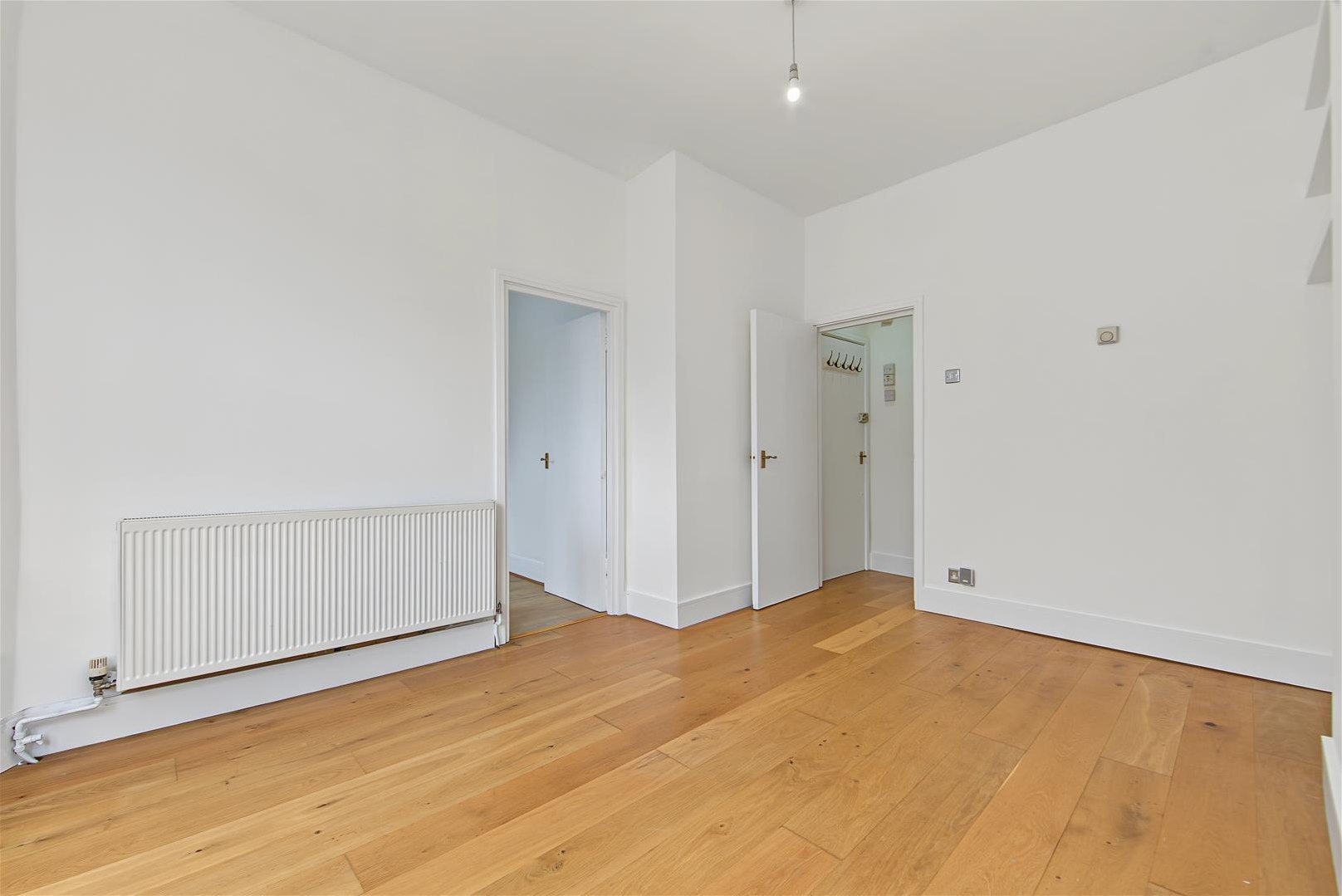 Flat Brailsford Road in Greater London