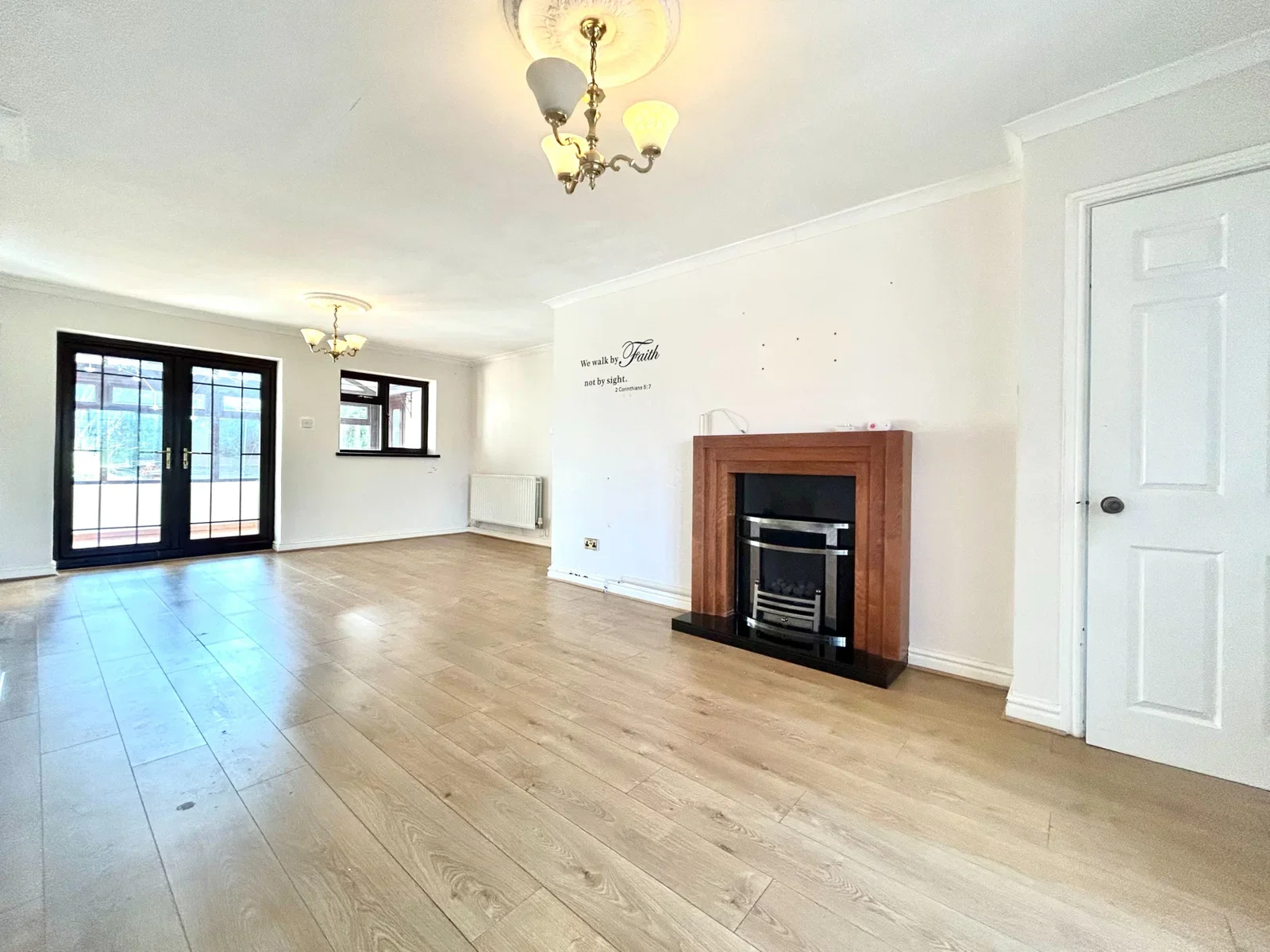 House Highland Mews in Coseley