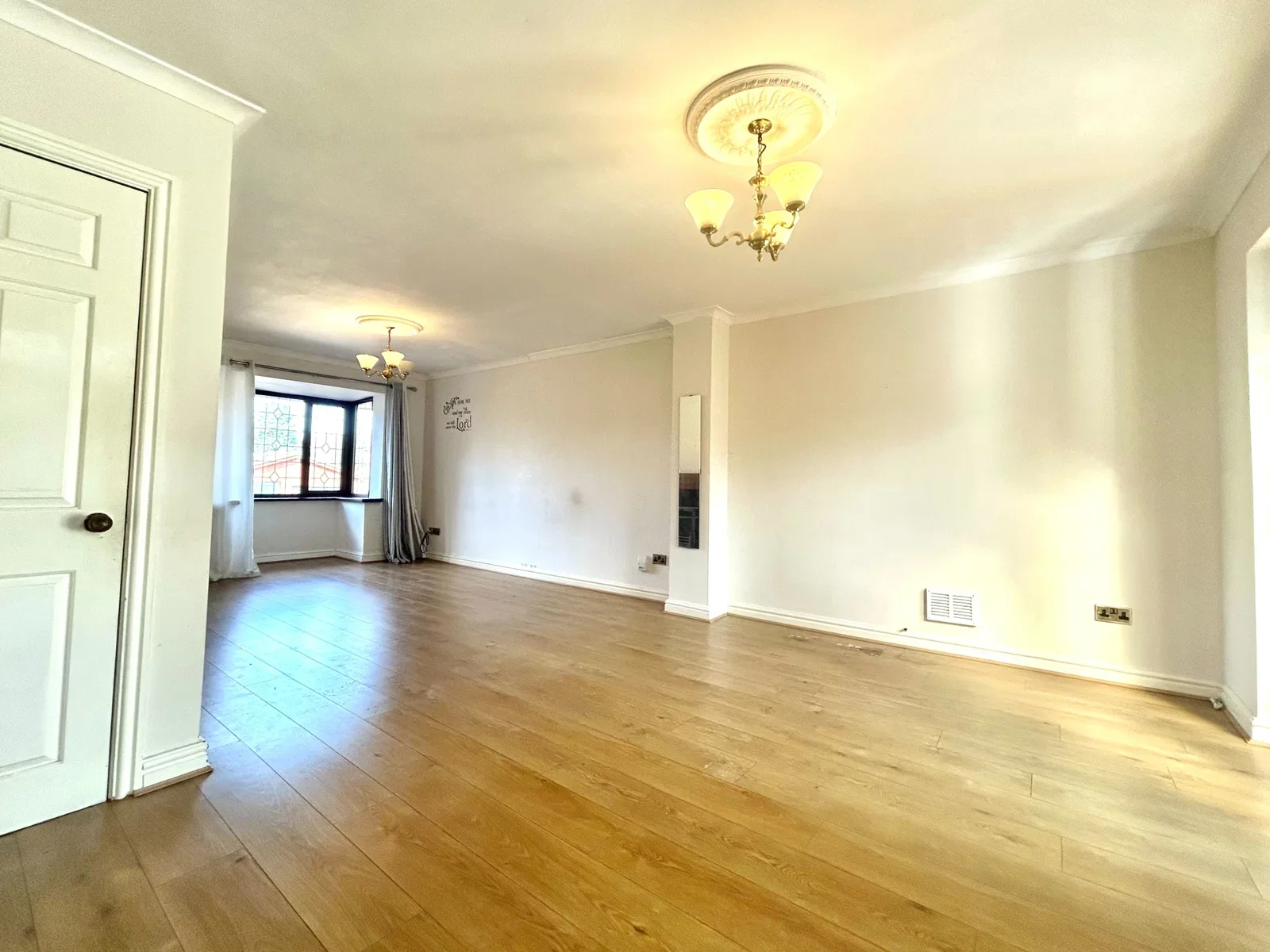 House Highland Mews in Coseley