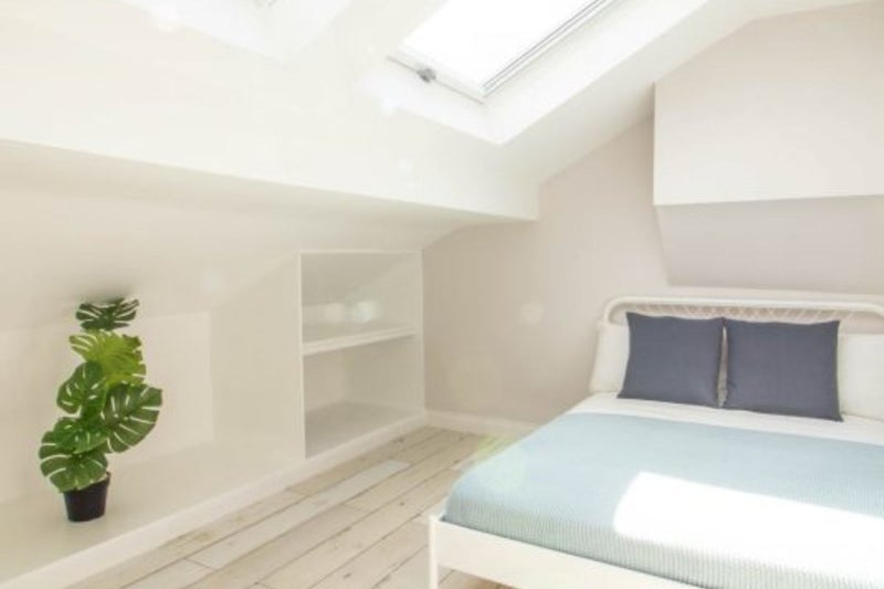 Room Dell Street in Liverpool