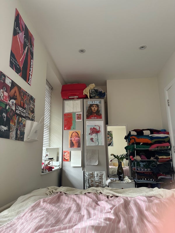 Room Brenthouse Road in Greater London