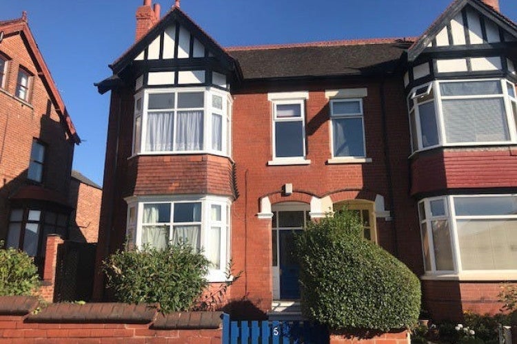 Flat Balmoral Road in Doncaster