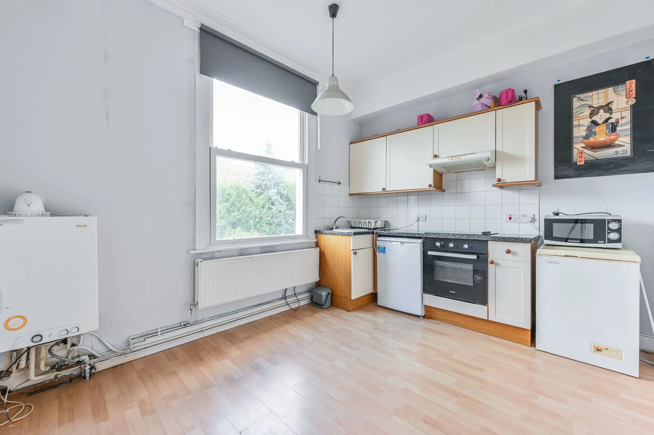 Flat Ritherdon Road in Greater London