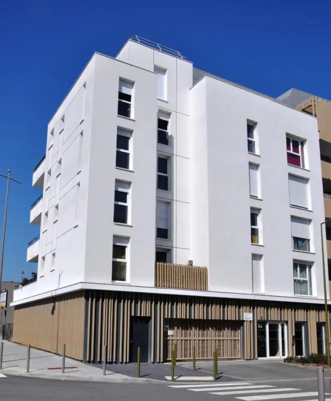 Flat Rue Adrien Lorcher in Lormont