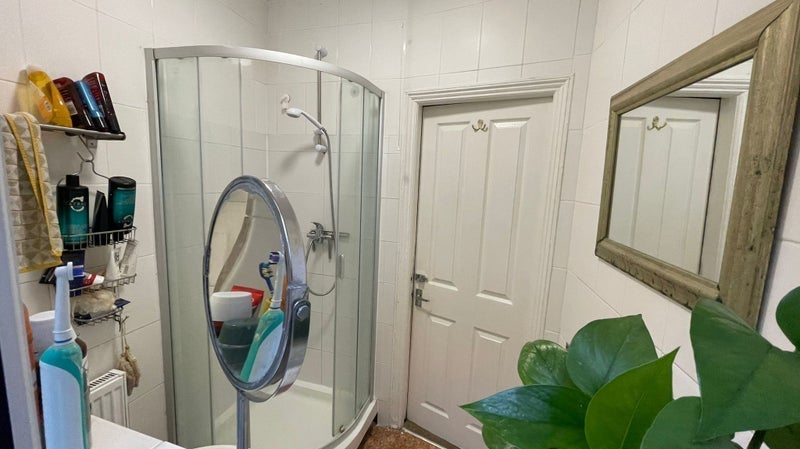 Room Glyn Road in Greater London