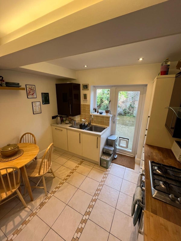 Room Craster Road in Greater London