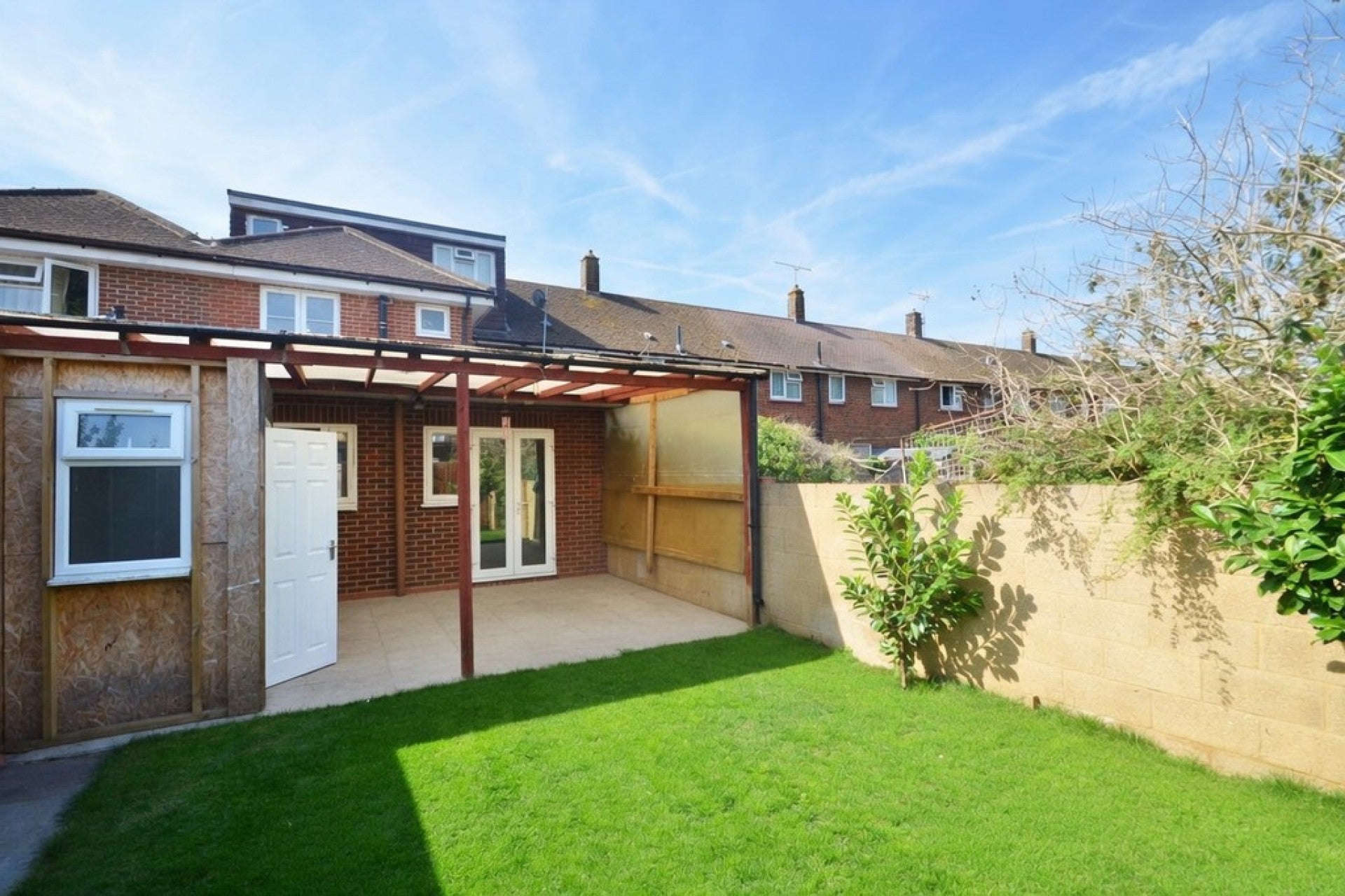 House Canopus Way in Borough of Spelthorne