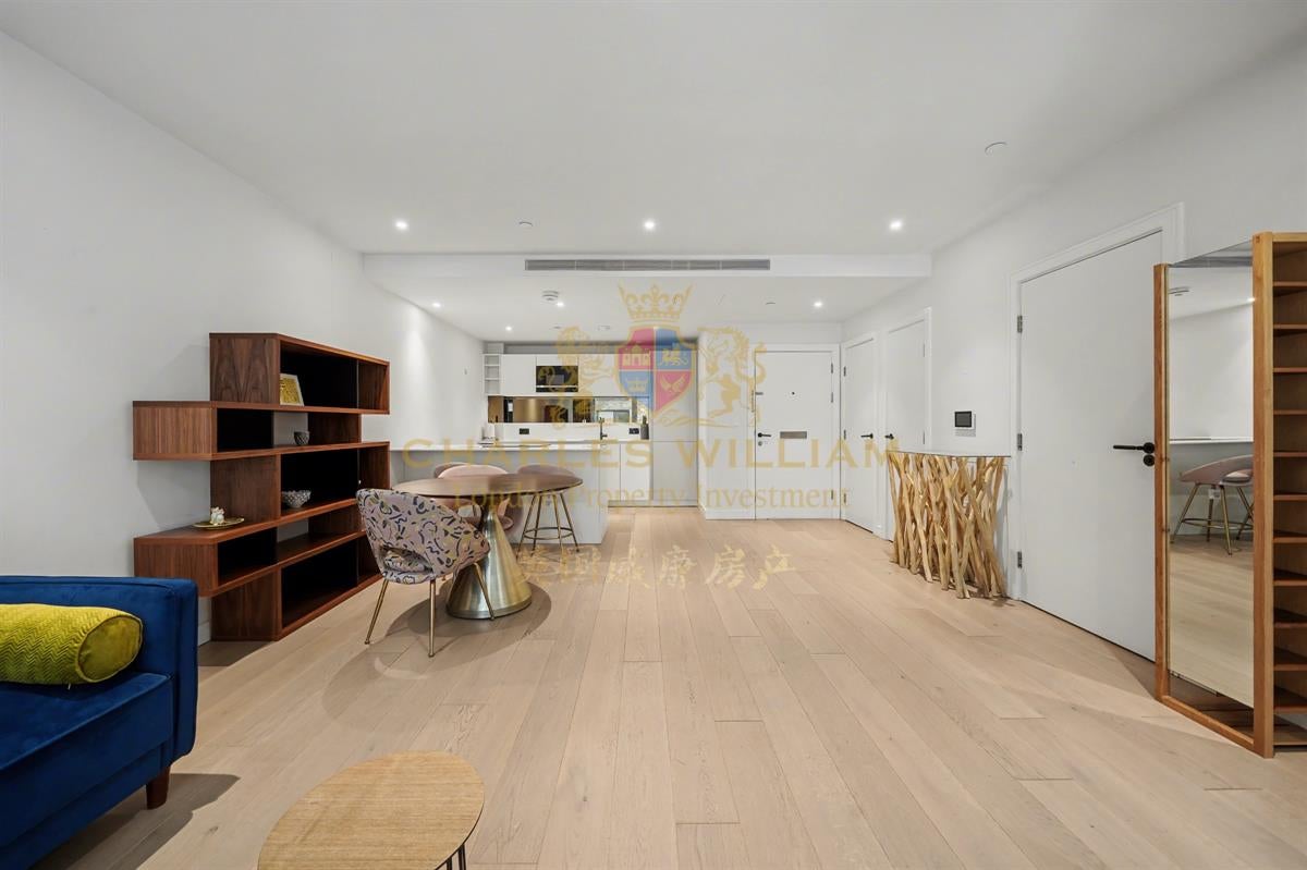 Flat Thurstan Street in Greater London