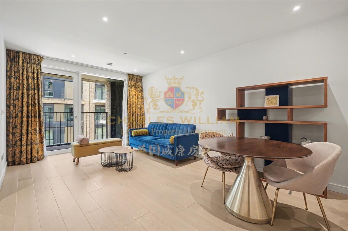 Flat Thurstan Street in Greater London
