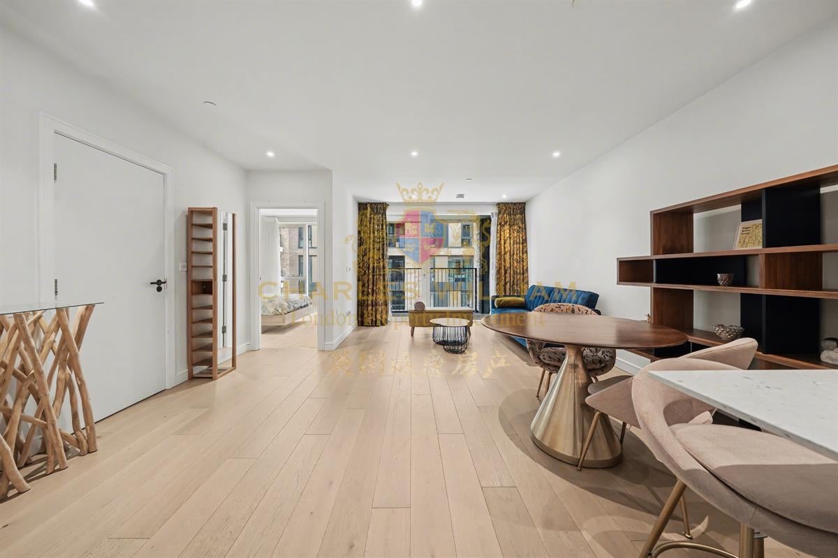 Flat Thurstan Street in Greater London