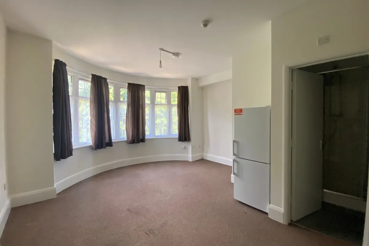 Flat Dalmally Gardens in Southampton
