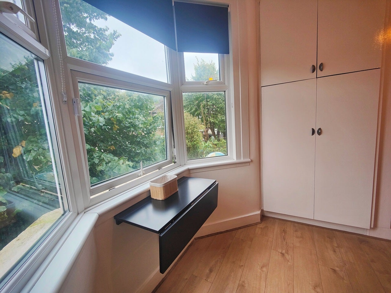 Flat Crossfield Road in Greater London