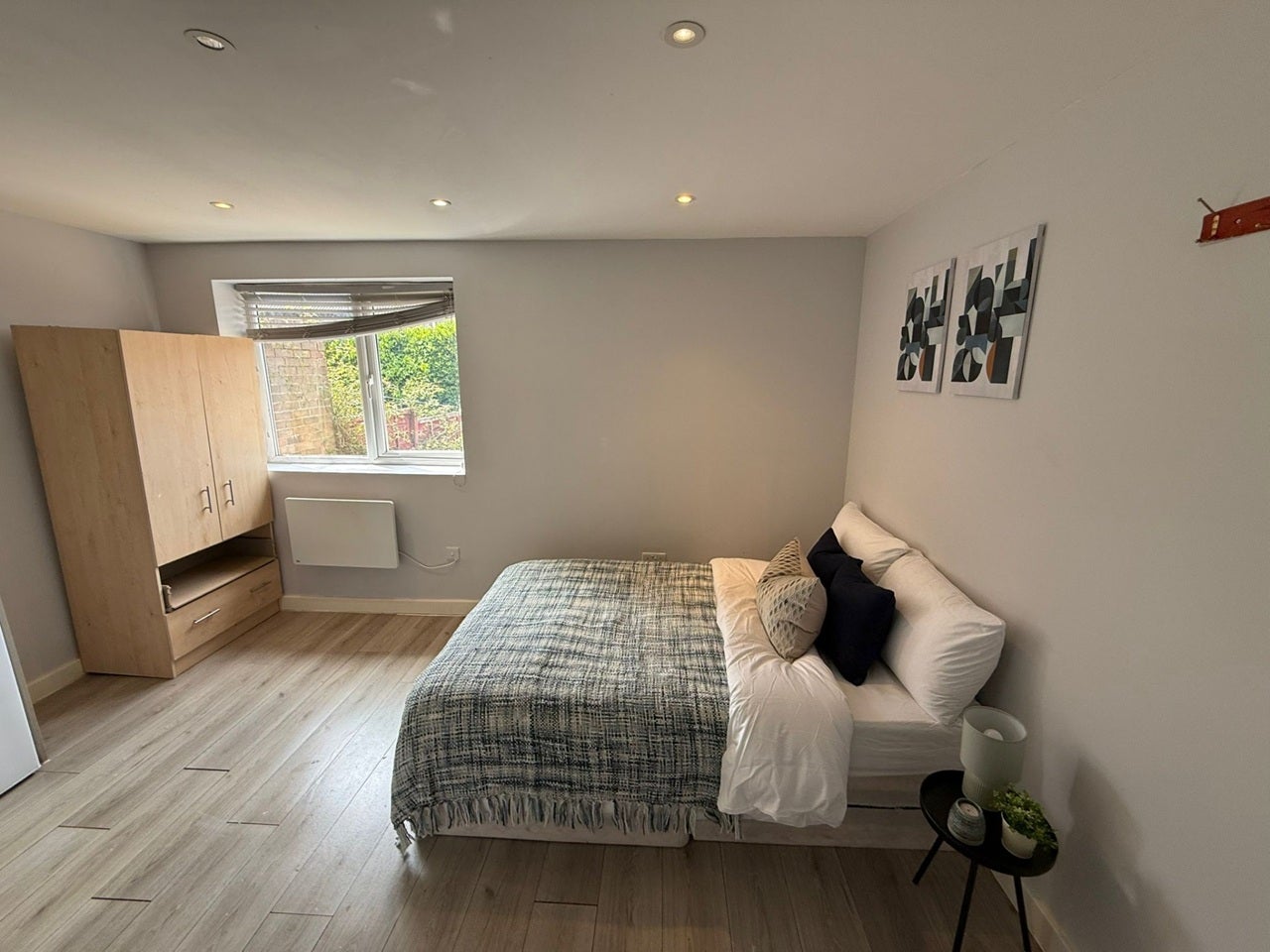 Flat Beauvais Terrace in Greater London