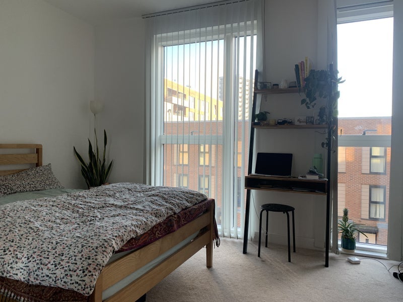 Room Whiston Road in Greater London