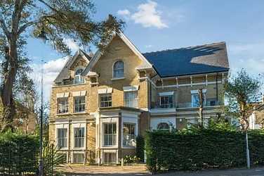 House Auckland Road in Greater London