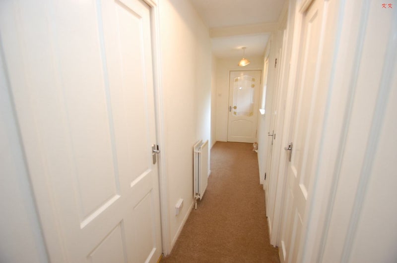 Flat Merryland Place in Glasgow