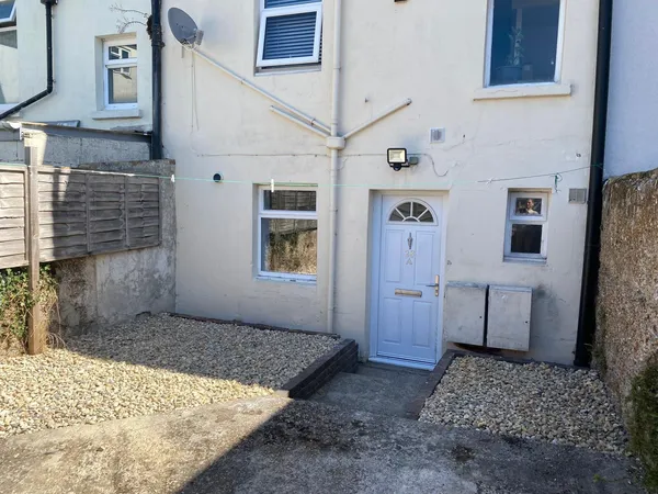 Flat Susan's Road in Eastbourne