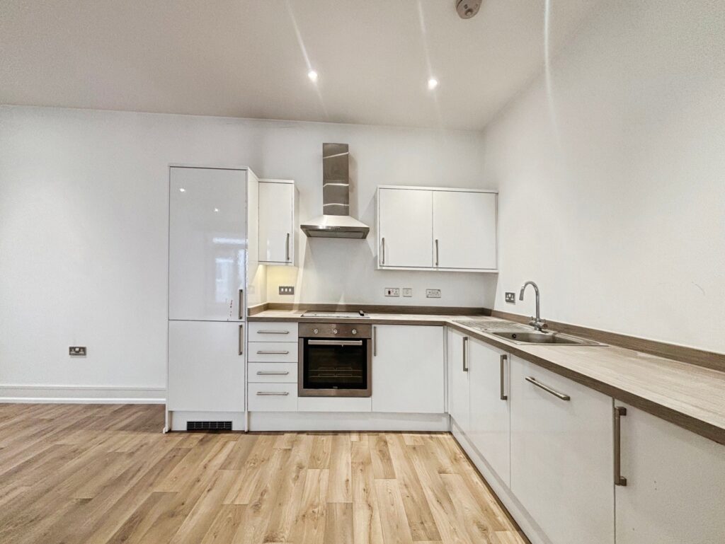 Flat Bartley Way in Hart