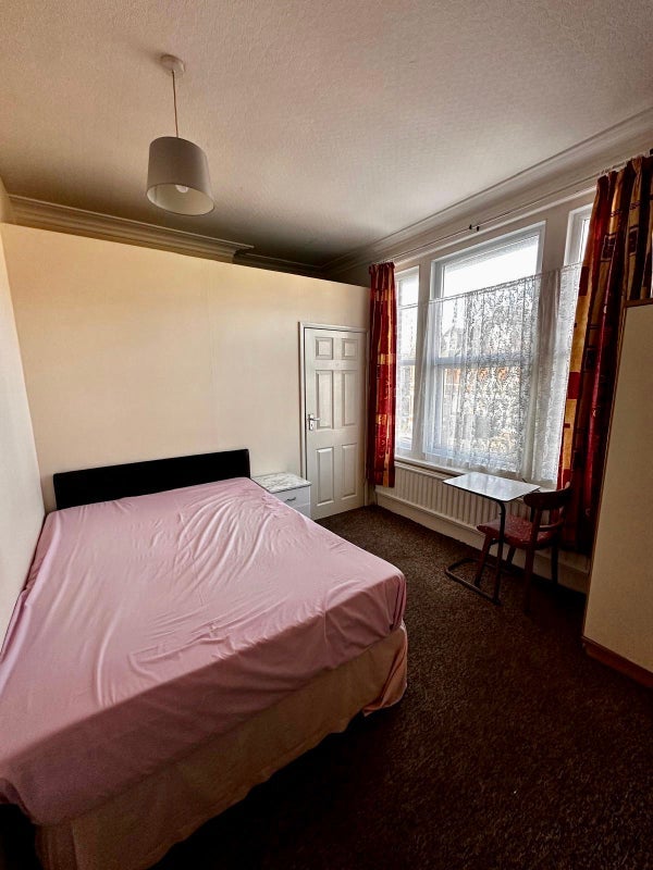 Room Sea Road in Bournemouth