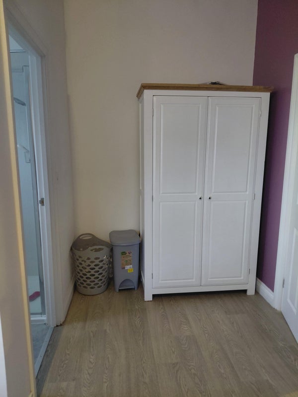 Room Mareburn Crescent in Gateshead