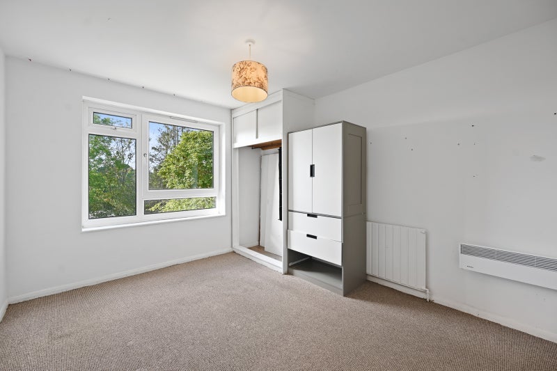 Flat Friern Park in Greater London
