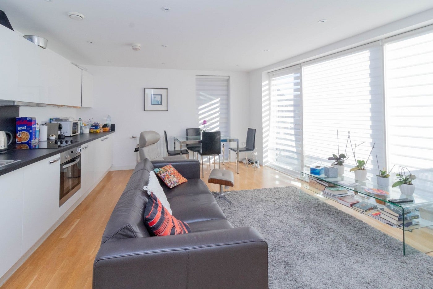 Flat Loch Crescent in Greater London