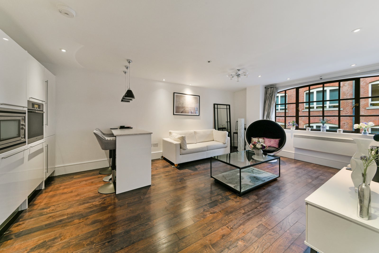 Flat Kean Street in City of Westminster