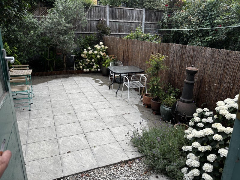 Room Edward Road in Greater London