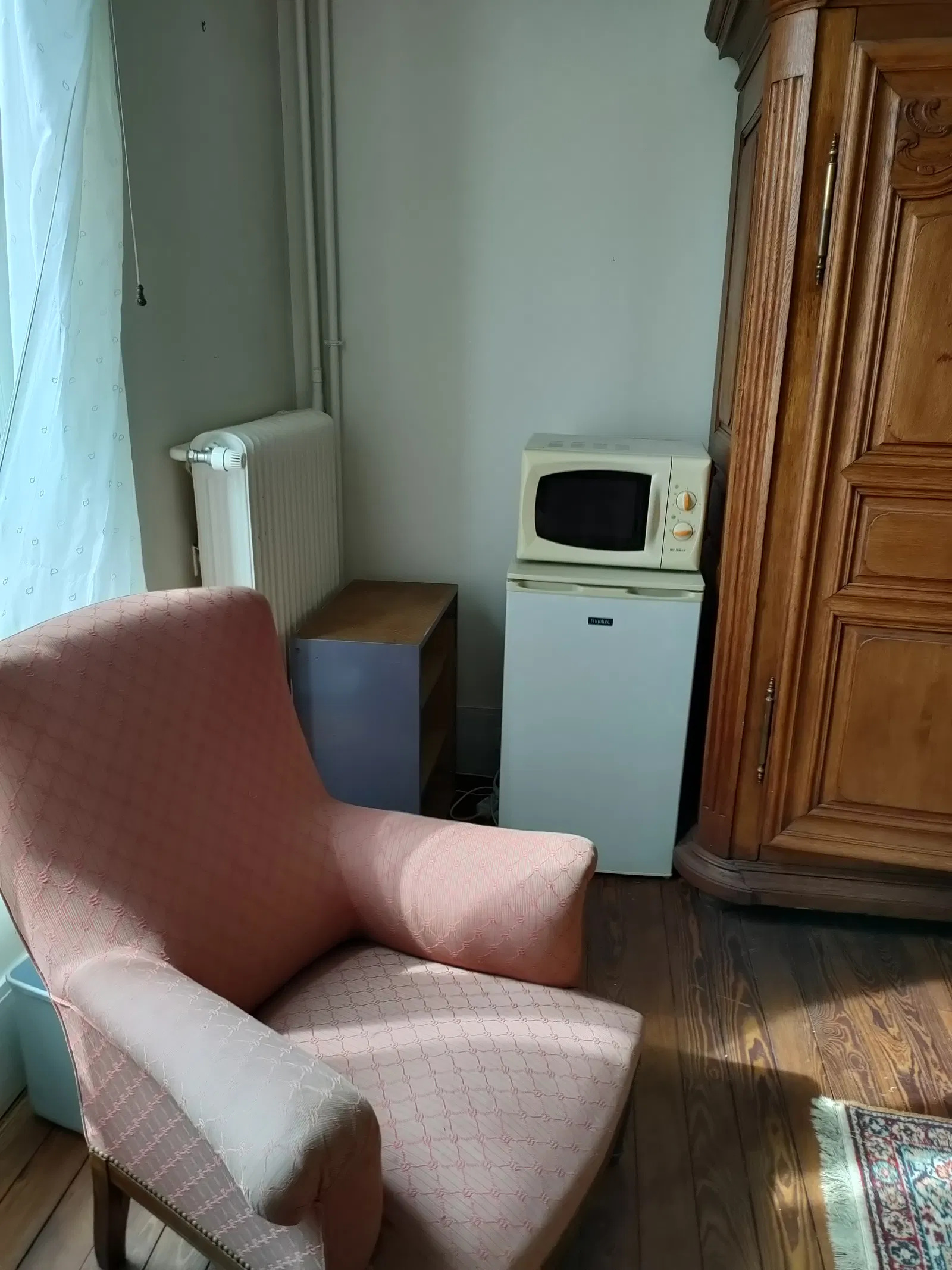 Chambre Rue Pierre Curie à Saint-Rémy-lès-Chevreuse
