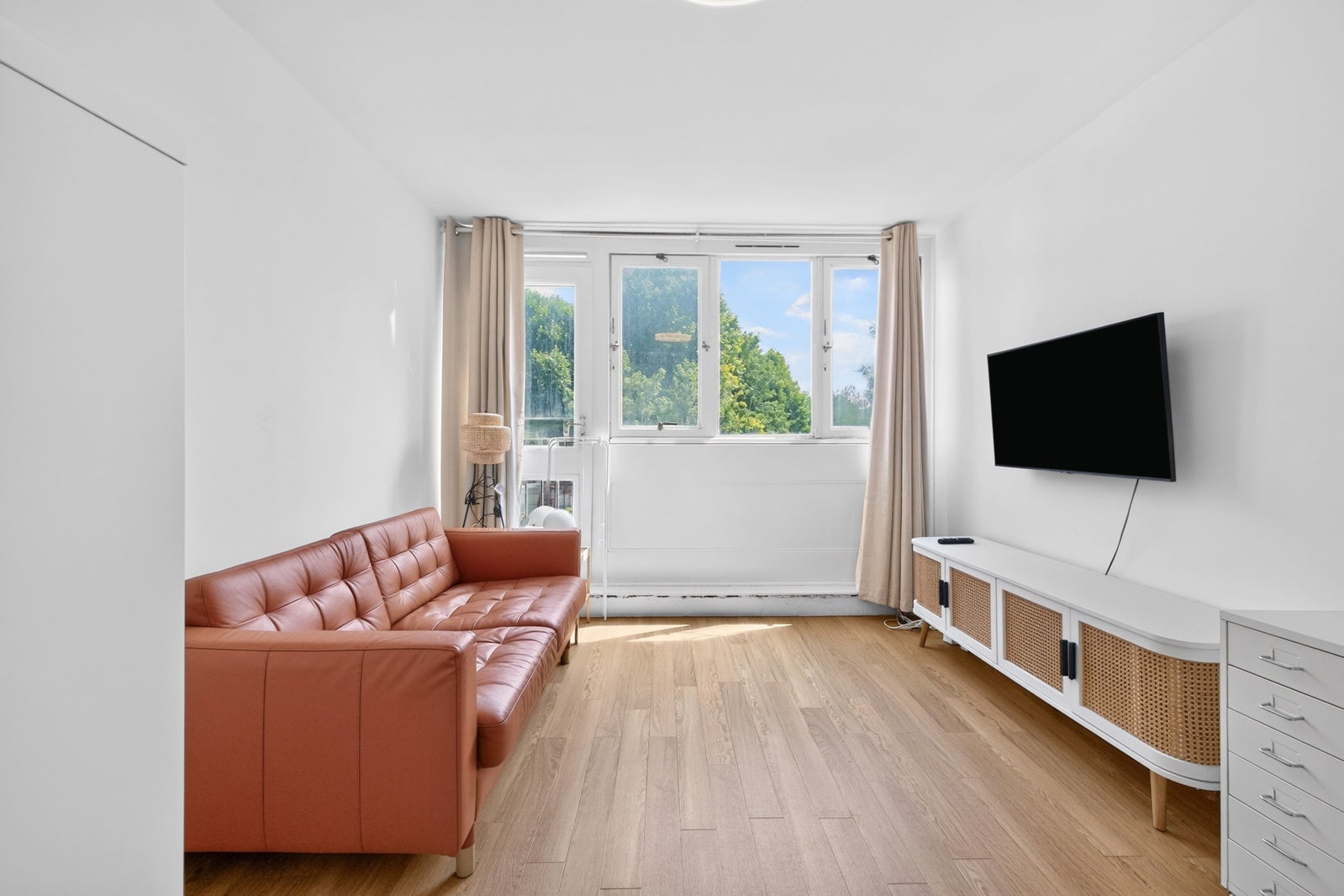 Flat Carlton Vale in City of Westminster