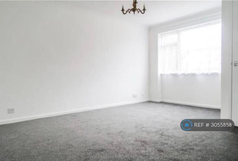 Flat Saffron Court in Biggleswade