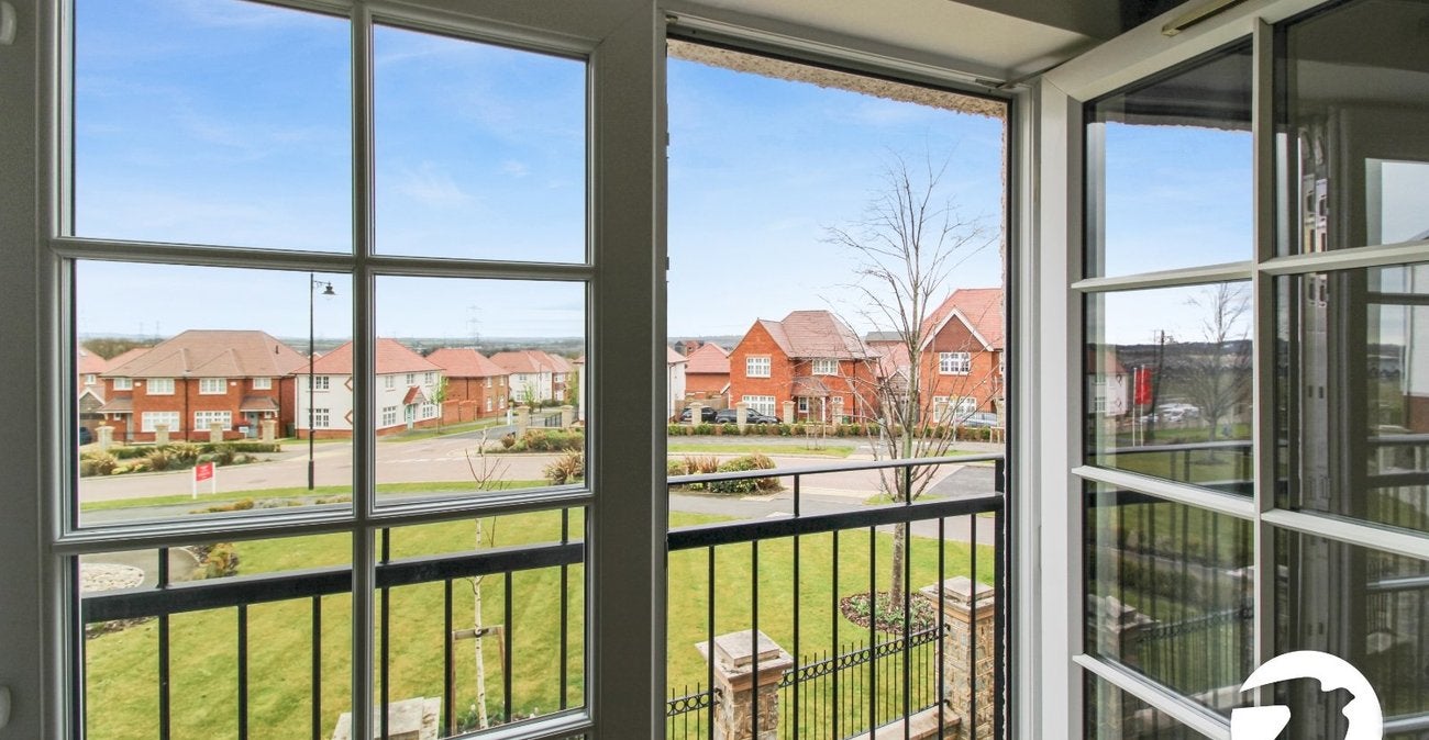 Flat Candy Dene in Ebbsfleet Garden City