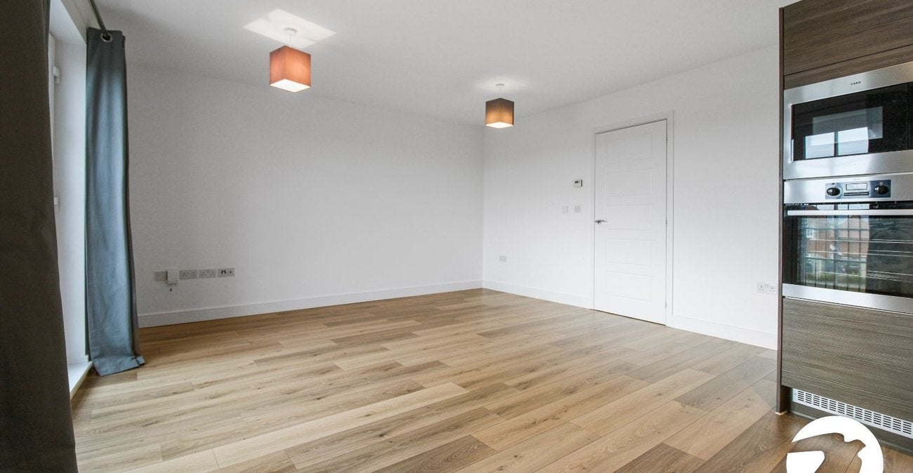 Flat Candy Dene in Ebbsfleet Garden City