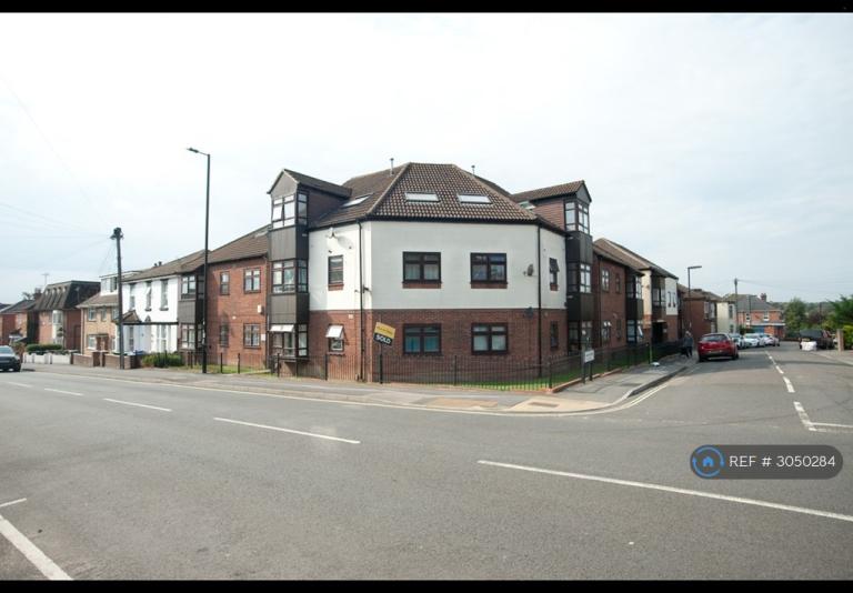 Flat Bullar Road in Southampton