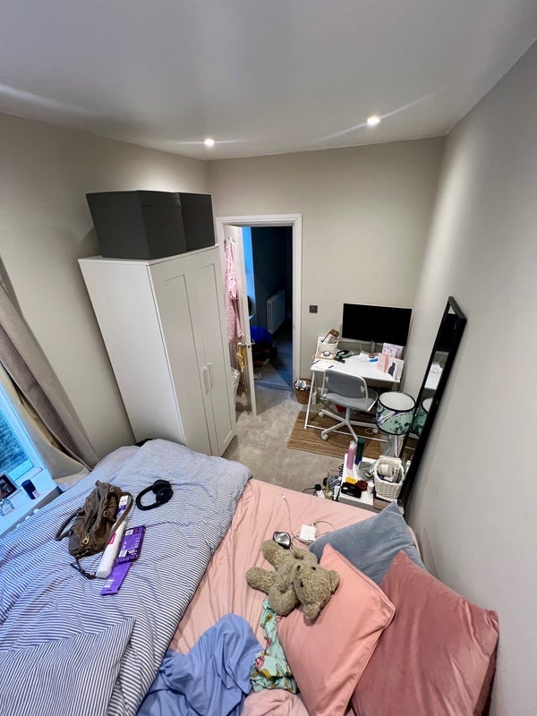 Room Southwell Road in Greater London
