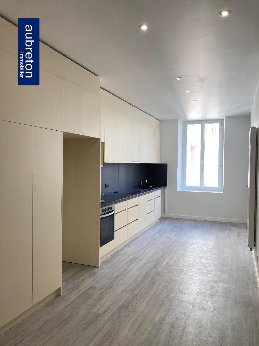 Flat Rue Lakanal in Grenoble