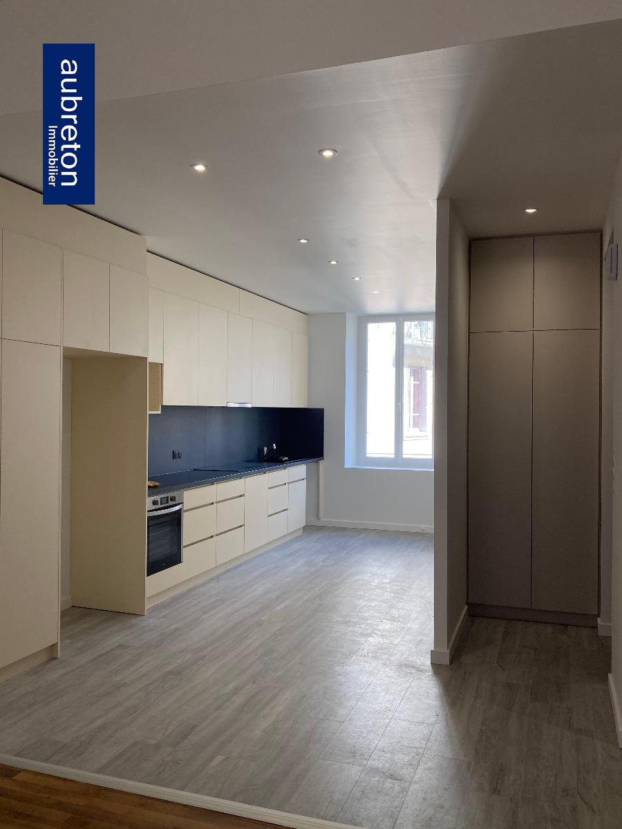 Flat Rue Lakanal in Grenoble