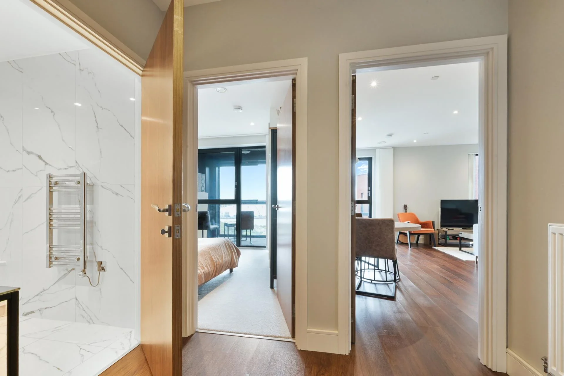Flat Silvocea Way in Greater London