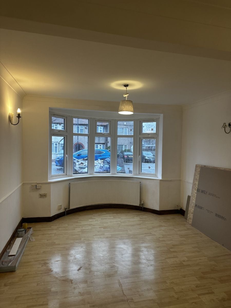 House Rosebery Avenue in Greater London