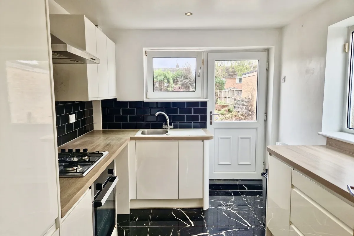 House Charnwood Drive in Doncaster