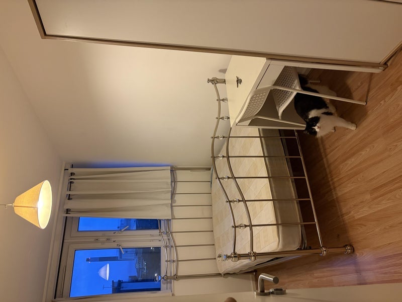 Room Concorde Way in Greater London