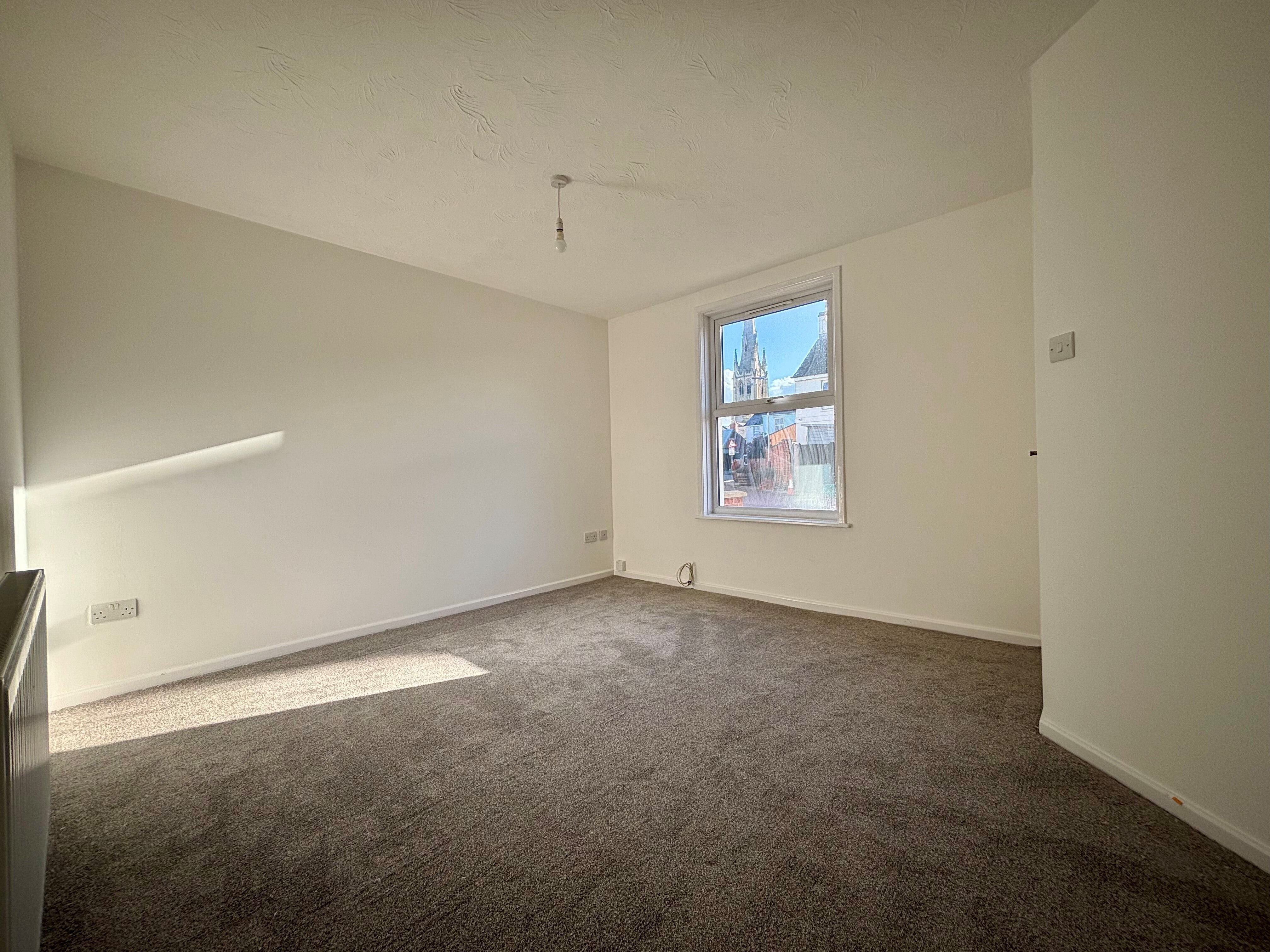Flat Royal Oak Mews in Cheltenham