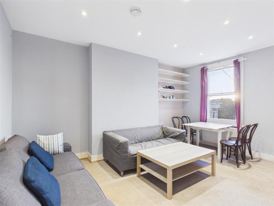 Flat Richmond Way in Greater London