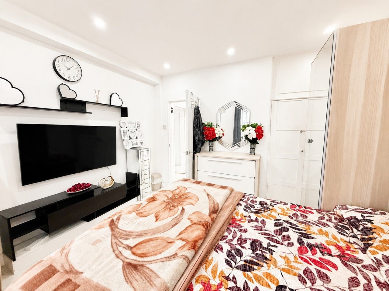 Flat Lochinvar Street in Greater London