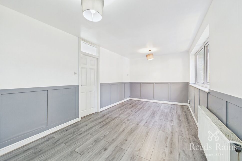 Flat Clarendon Road in Salford