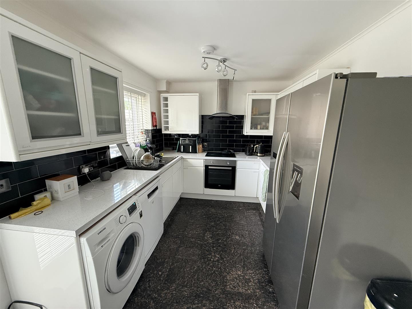 Room Cressingham Road in Bolton