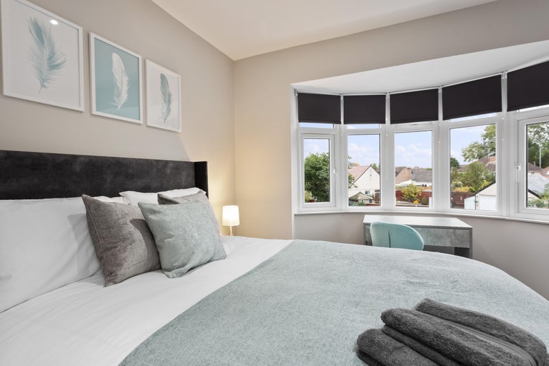 Room Attenborough Lane in Nottingham