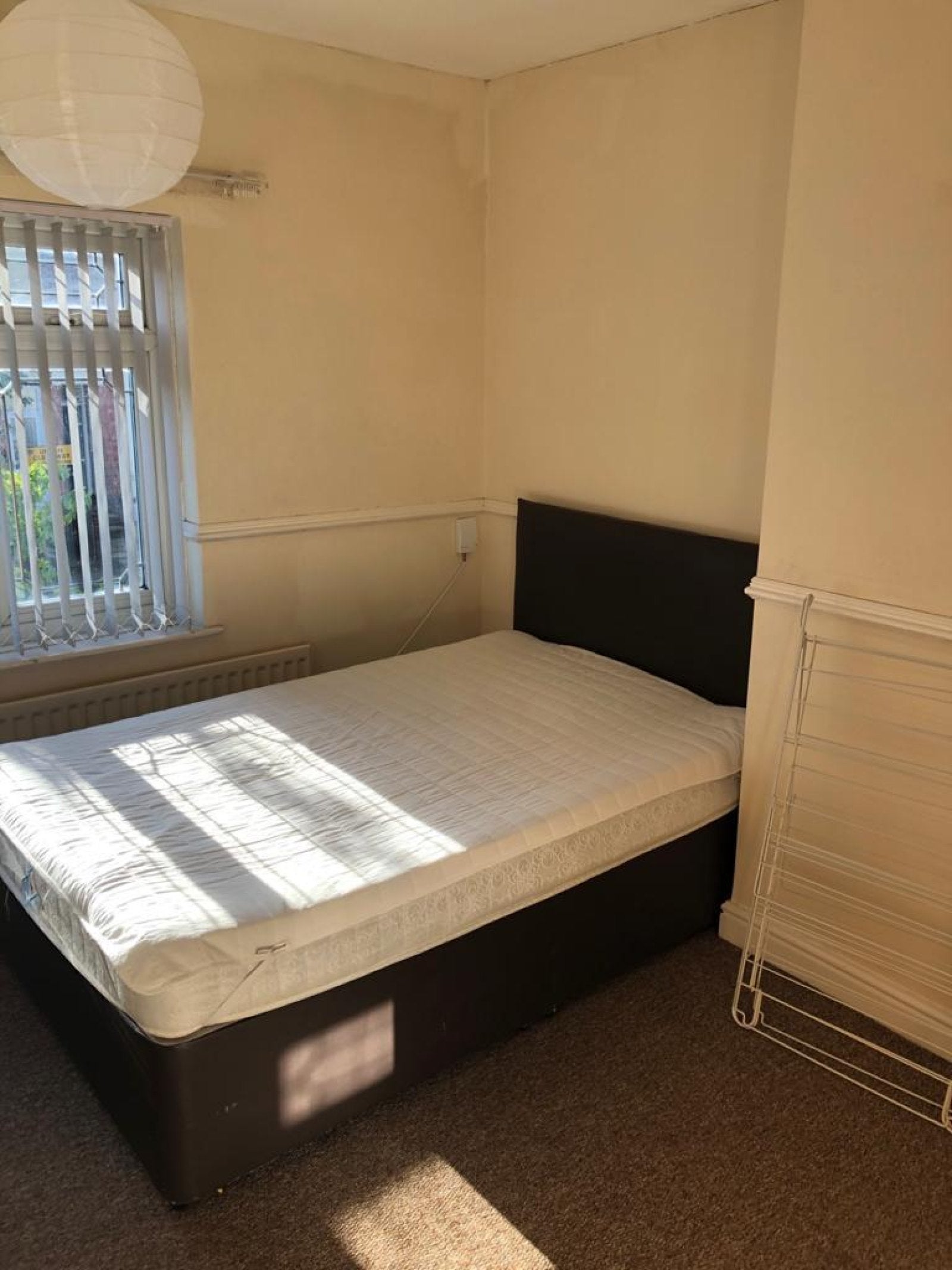 House Sir Thomas White's Road in Coventry
