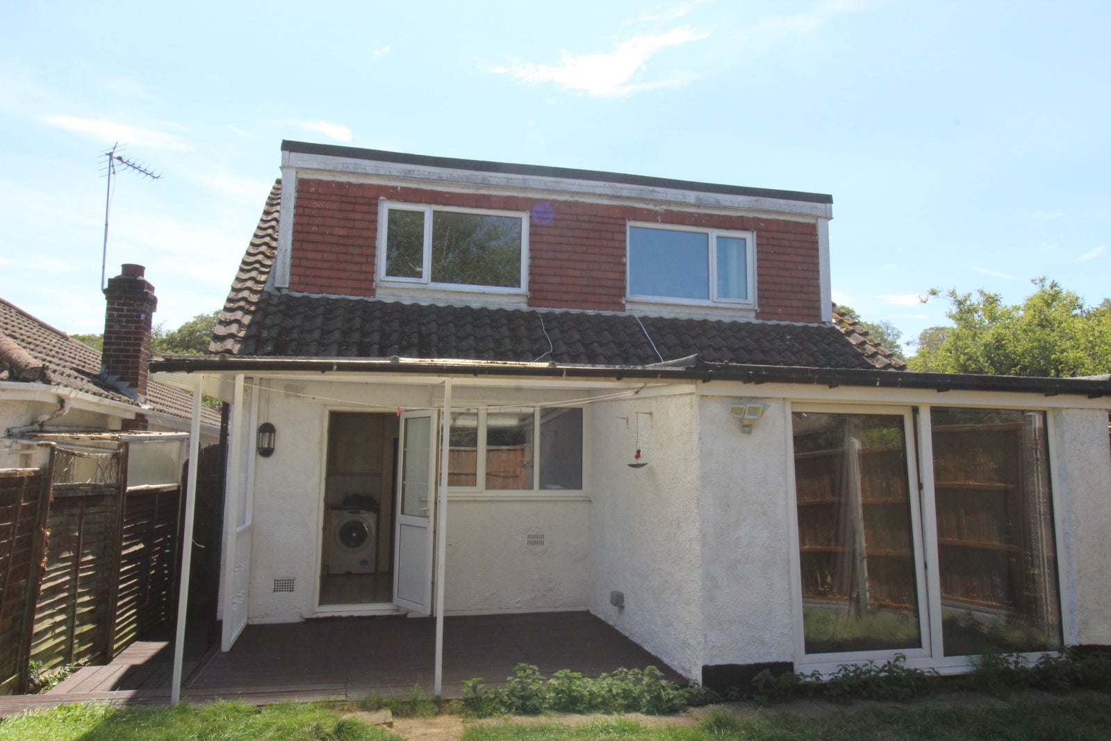House The Meadows in Brentwood